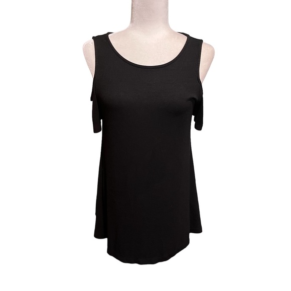 Michael Stars cold shoulder short sleeve shirt - Picture 2 of 11